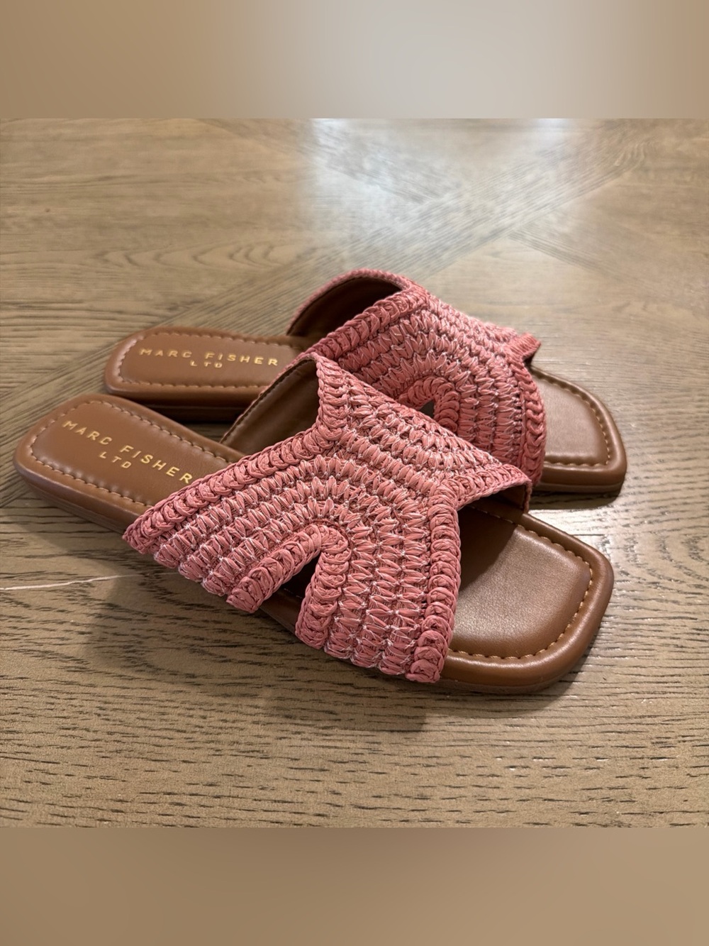 Marc Fisher Women's Narda Sandal, size 8m pink